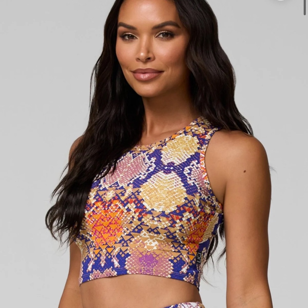 NWT - LiciFit Chakra Tank Top